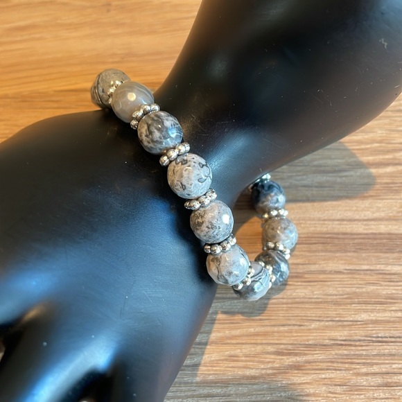 HAND CRAFTED GRAY FACETED AGATE BOHO BRACELET Gray Agate Stones Silver Plate - Picture 8 of 14
